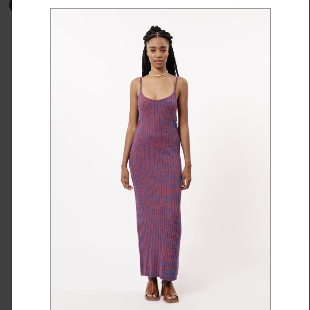 NWT Fitted Ribbed MIDI Dress